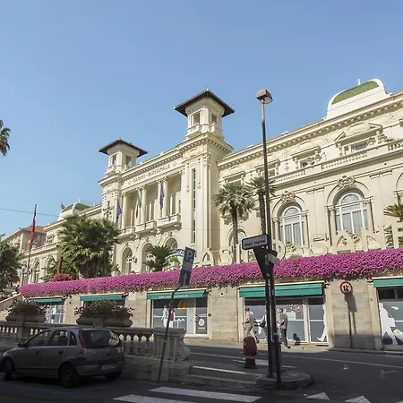 Apartment A Sanremo, Un' Oasi Del Teatro Ariston *