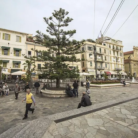Apartament A Sanremo, Un' Oasi Del Teatro Ariston